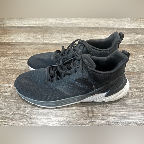 FINAL PRICE Women’s Adidas Response Ladies Shoes - Picture 3 of 4